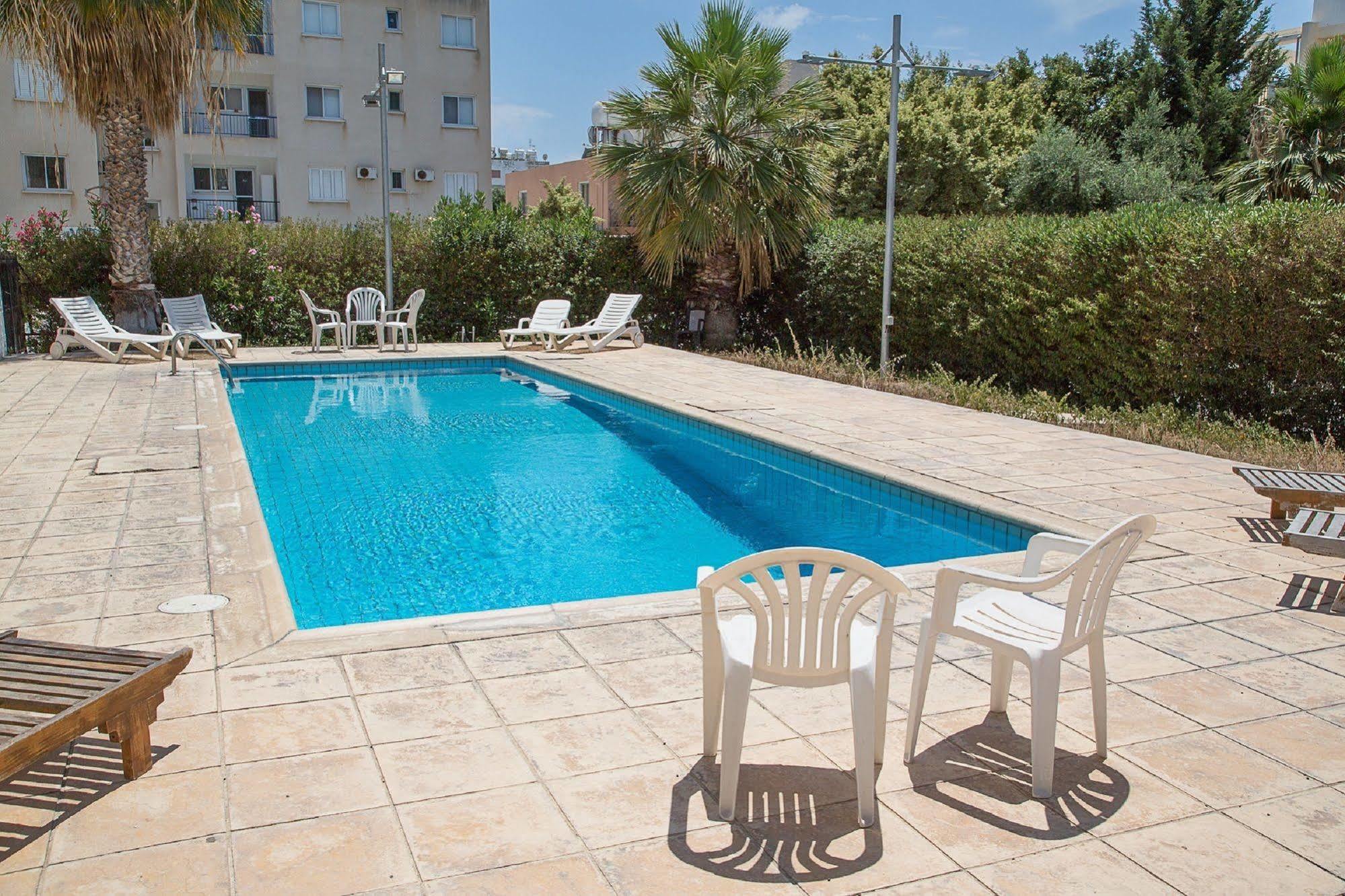 Paphos Love Nest Apartment Екстер'єр фото